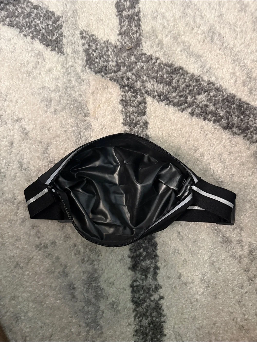 Black Reflective Running Belt with Zipper